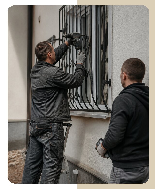 Установка наружных решеток в Кизляре от 4979 р. | Дверной